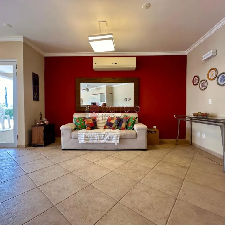 CASA COM 4 SUÍTES À VENDA NO CONDOMÍNIO PORTAL DO PARAÍSO II – JUNDIAÍ/SP