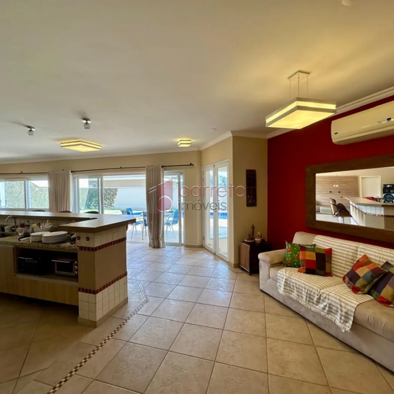 CASA COM 4 SUÍTES À VENDA NO CONDOMÍNIO PORTAL DO PARAÍSO II – JUNDIAÍ/SP