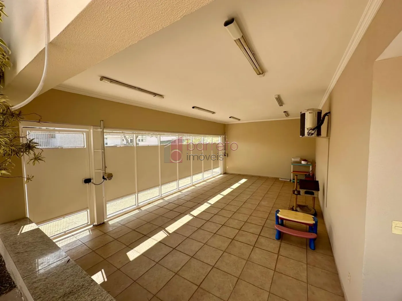 CASA COM 4 SUÍTES À VENDA NO CONDOMÍNIO PORTAL DO PARAÍSO II – JUNDIAÍ/SP
