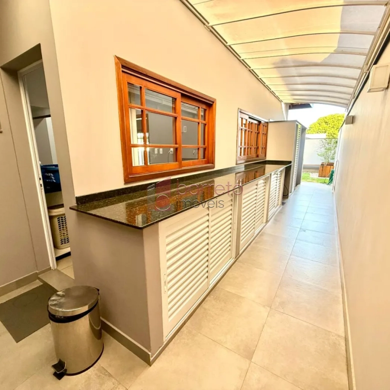CASA À VENDA NO CONDOMÍNIO PORTAL DO PARAÍSO II – JUNDIAÍ/SP