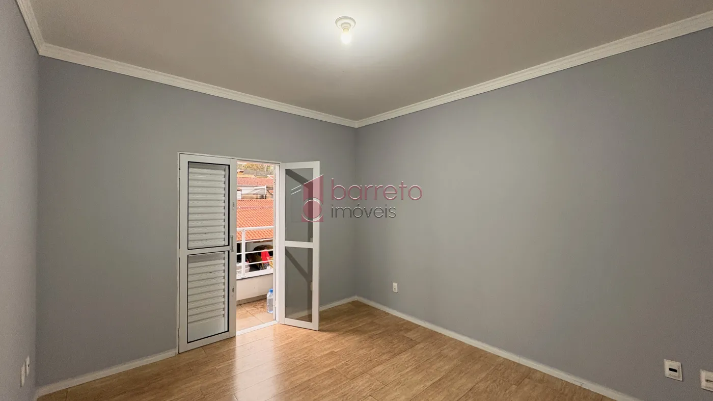 SOBRADO TRIPLEX PARA VENDA E LOCAÇÃO NO CONDOMÍNIO DOS METALÚRGICOS – JUNDIAÍ/SP