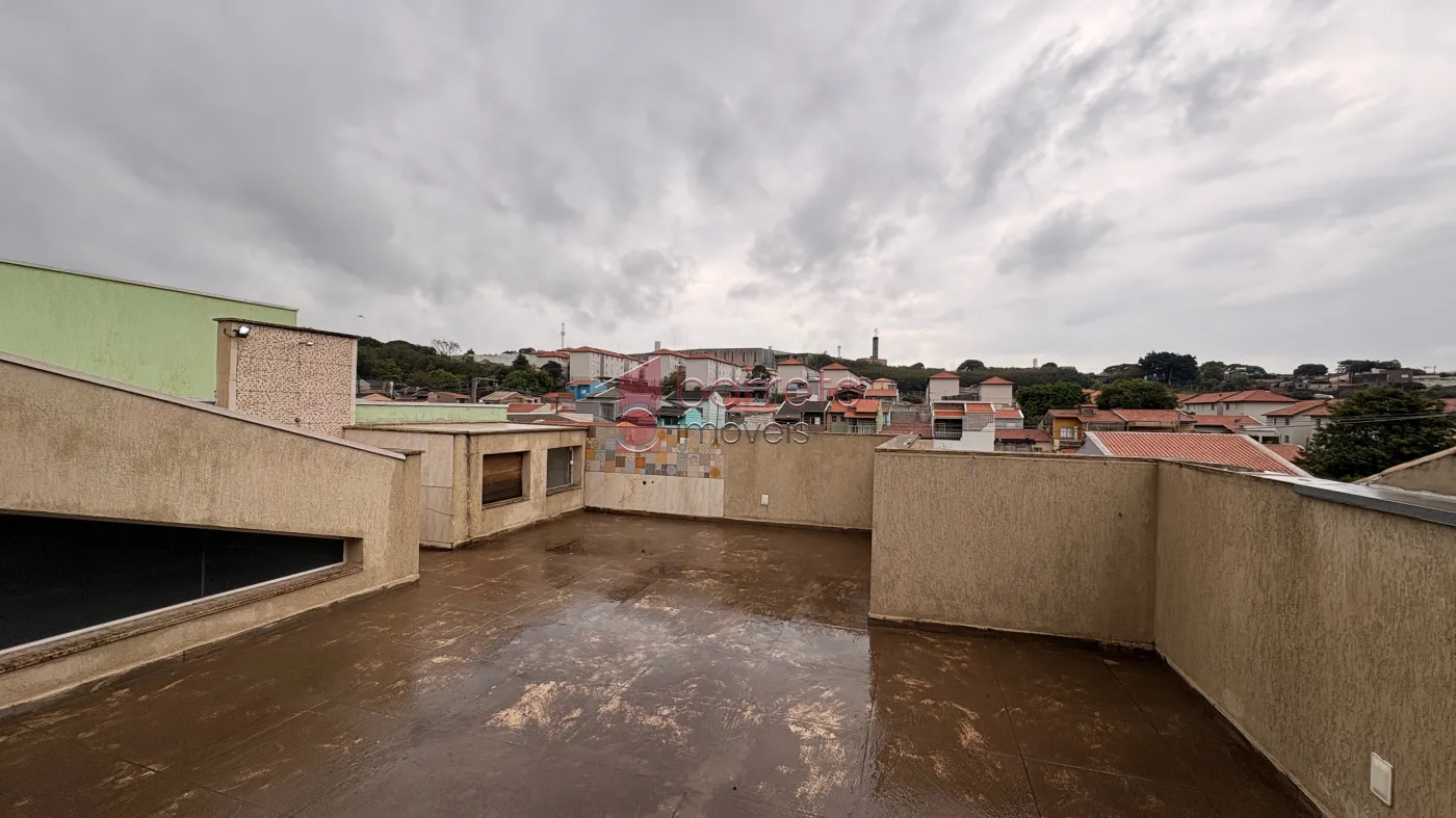 SOBRADO TRIPLEX PARA VENDA E LOCAÇÃO NO CONDOMÍNIO DOS METALÚRGICOS – JUNDIAÍ/SP
