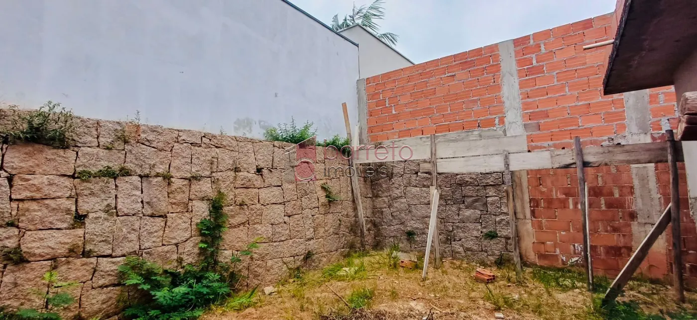 TERRENO COM CONSTRUÇÃO À VENDA NO CONDOMÍNIO BRISAS DA MATA EM JUNDIAÍ/SP