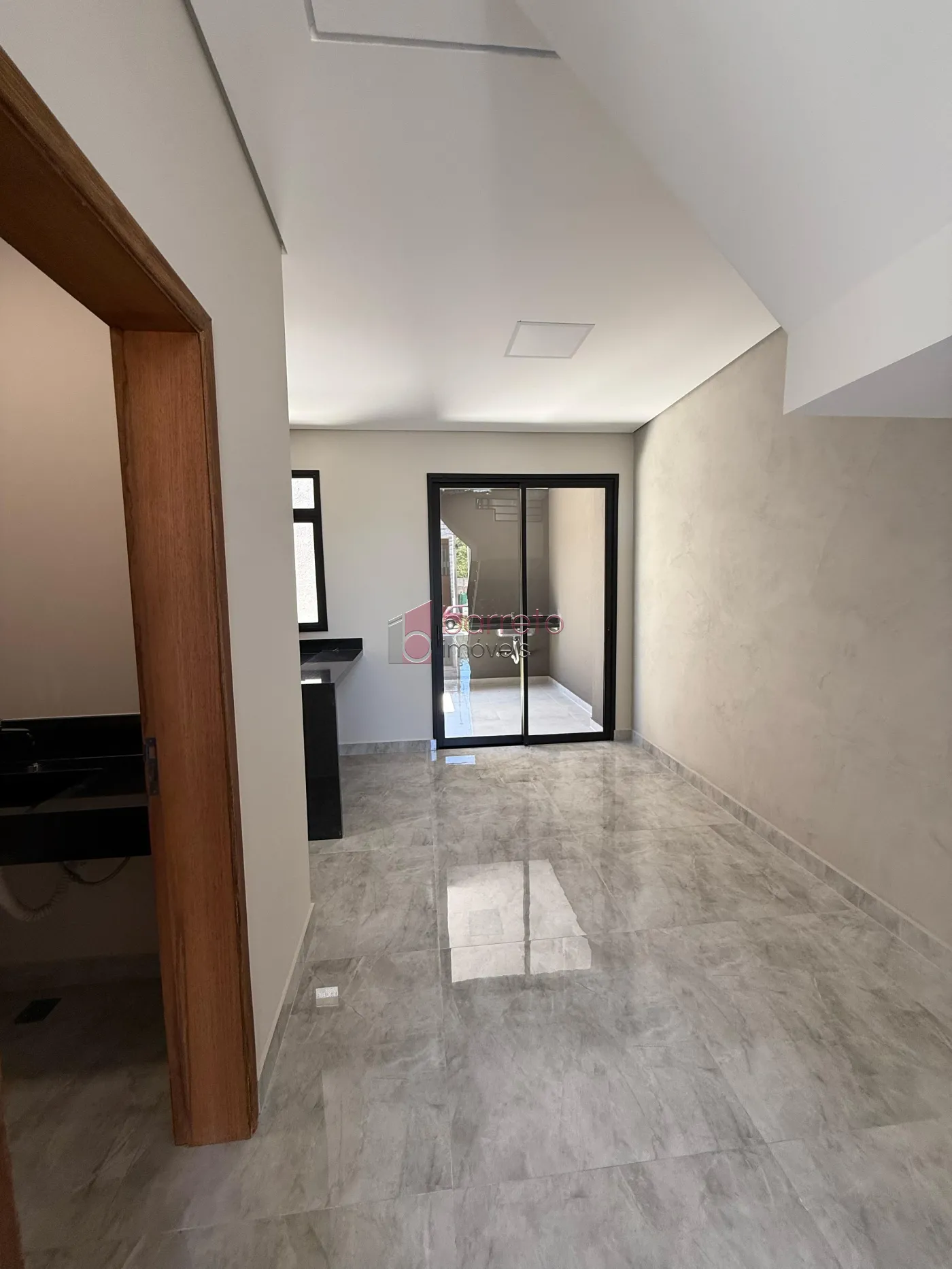 CASA À VENDA NO CONDOMÍNIO RESERVA DA MATA EM JUNDIAÍ/SP