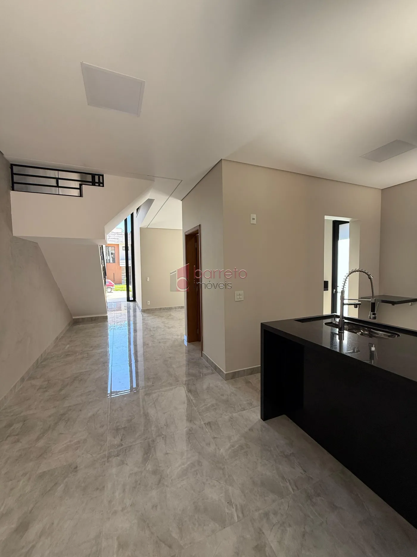 CASA À VENDA NO CONDOMÍNIO RESERVA DA MATA EM JUNDIAÍ/SP