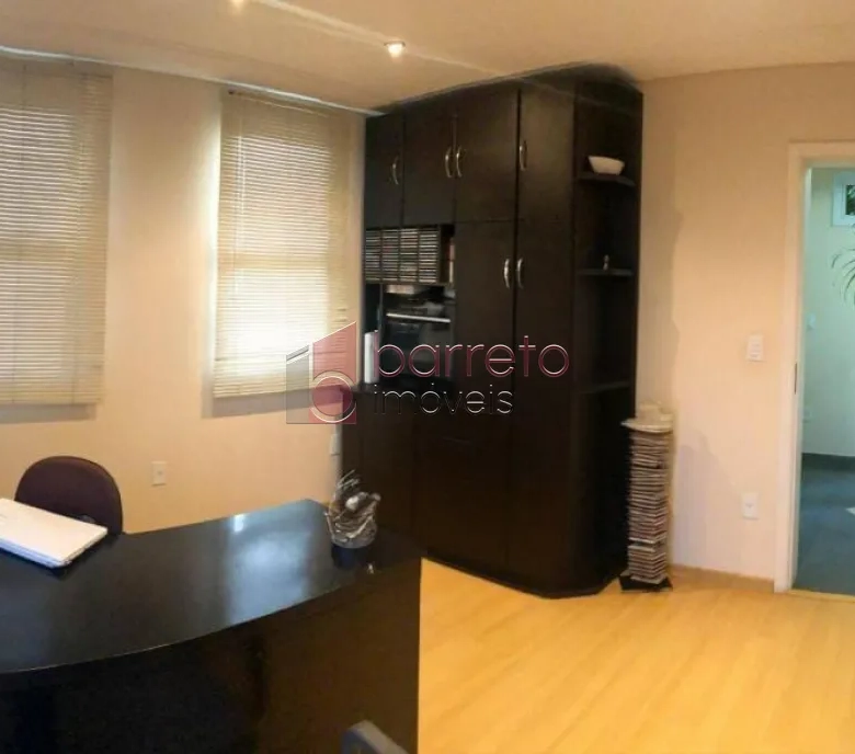 CASA À VENDA EM CONDOMÍNIO DE ALTO PADRÃO, NO BAIRRO DE JUNDIAÍ MIRIM, JUNDIAÍ – SP