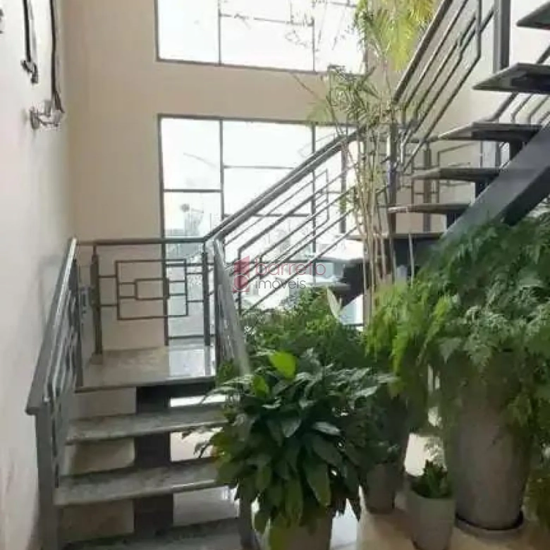 CASA À VENDA EM CONDOMÍNIO DE ALTO PADRÃO, NO BAIRRO DE JUNDIAÍ MIRIM, JUNDIAÍ – SP