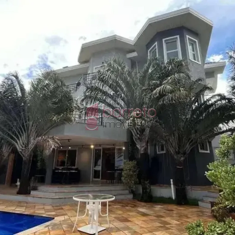 CASA À VENDA EM CONDOMÍNIO DE ALTO PADRÃO, NO BAIRRO DE JUNDIAÍ MIRIM, JUNDIAÍ – SP