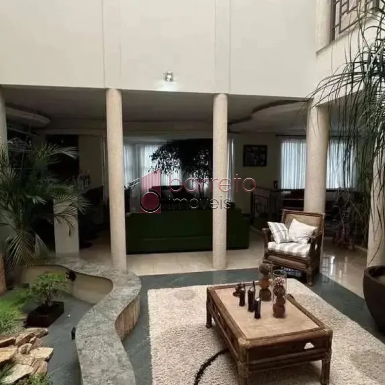 CASA À VENDA EM CONDOMÍNIO DE ALTO PADRÃO, NO BAIRRO DE JUNDIAÍ MIRIM, JUNDIAÍ – SP