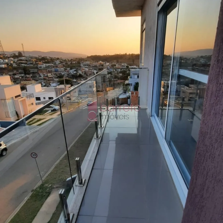 SOBRADO PARA LOCAÇÃO E VENDA NO CONDOMÍNIO TERRAS DE JUNDIAÍ NO CAXAMBU – JUNDIAÍ/SP