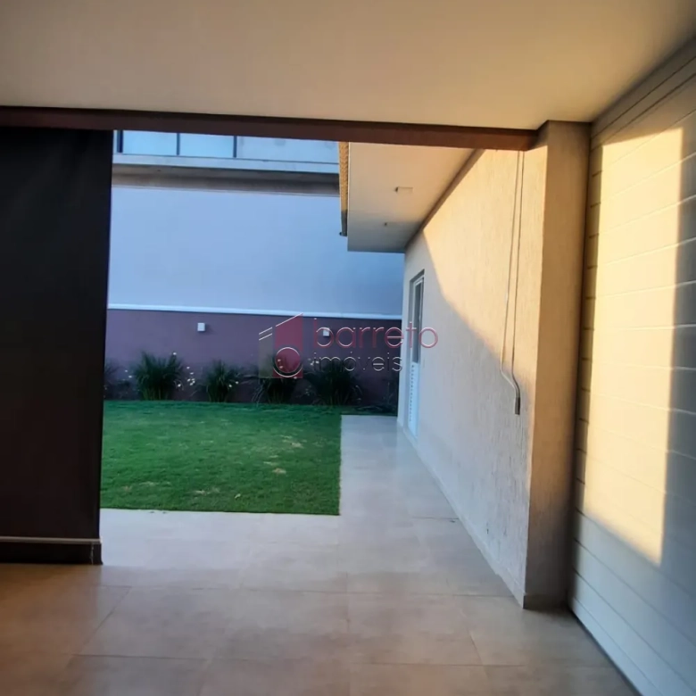 SOBRADO PARA LOCAÇÃO E VENDA NO CONDOMÍNIO TERRAS DE JUNDIAÍ NO CAXAMBU – JUNDIAÍ/SP