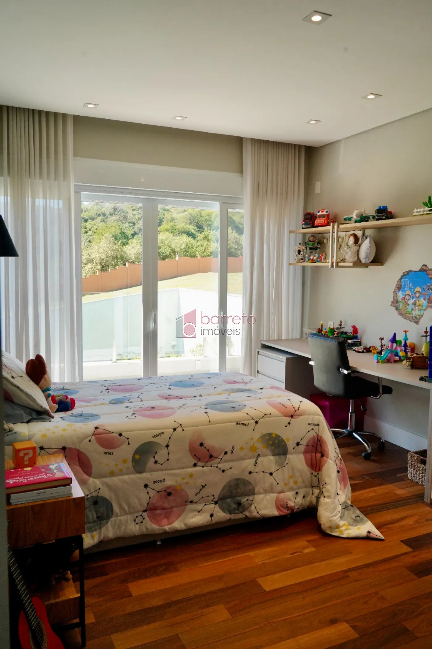 CASA COM 05 SUÍTES À VENDA NO CONDOMÍNIO ALPHAVILLE I EM JUNDIAÍ/SP