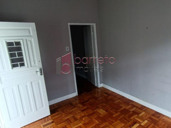 CASA À VENDA NO BAIRRO ANHANGABAÚ EM JUNDIAÍ/SP