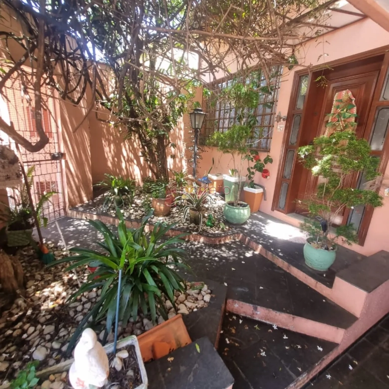 CASA TÉRREA PARA VENDA NO JARDIM CAXAMBU – JUNDIAÍ/SP