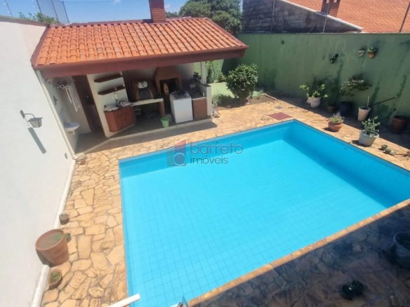 CASA TÉRREA PARA VENDA NO JARDIM CAXAMBU – JUNDIAÍ/SP