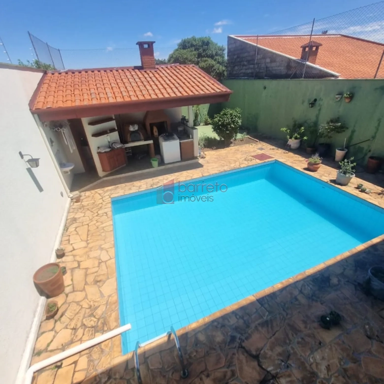 CASA TÉRREA PARA VENDA NO JARDIM CAXAMBU – JUNDIAÍ/SP