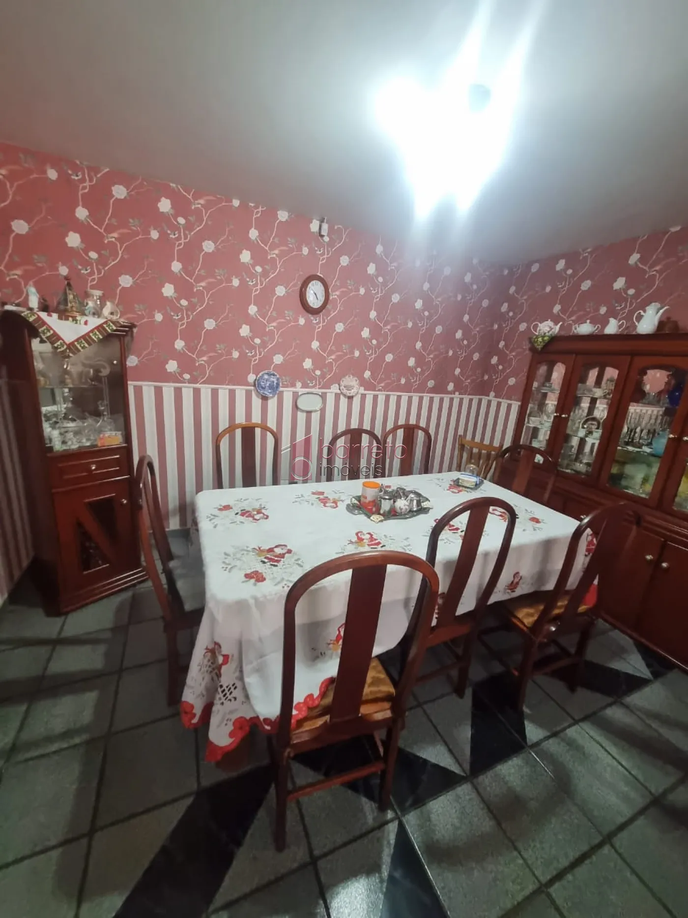 CASA TÉRREA PARA VENDA NO JARDIM CAXAMBU – JUNDIAÍ/SP