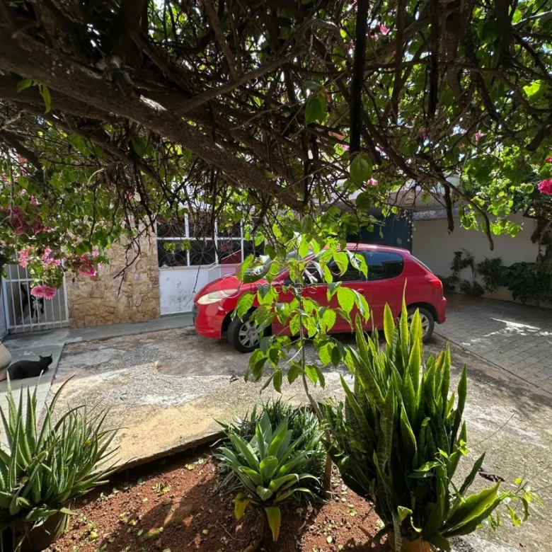 CASA À VENDA NO BAIRRO CAXAMBÚ EM JUNDIAÍ/SP