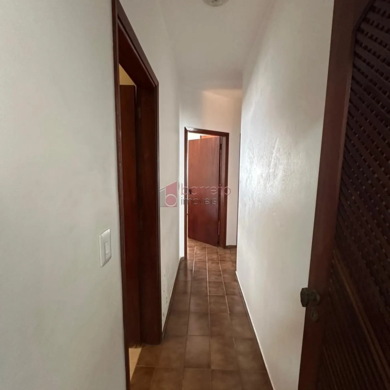 CASA À VENDA NO BAIRRO CAXAMBÚ EM JUNDIAÍ/SP