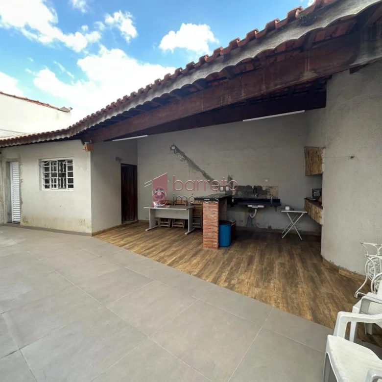 CASA À VENDA NO BAIRRO CAXAMBÚ EM JUNDIAÍ/SP