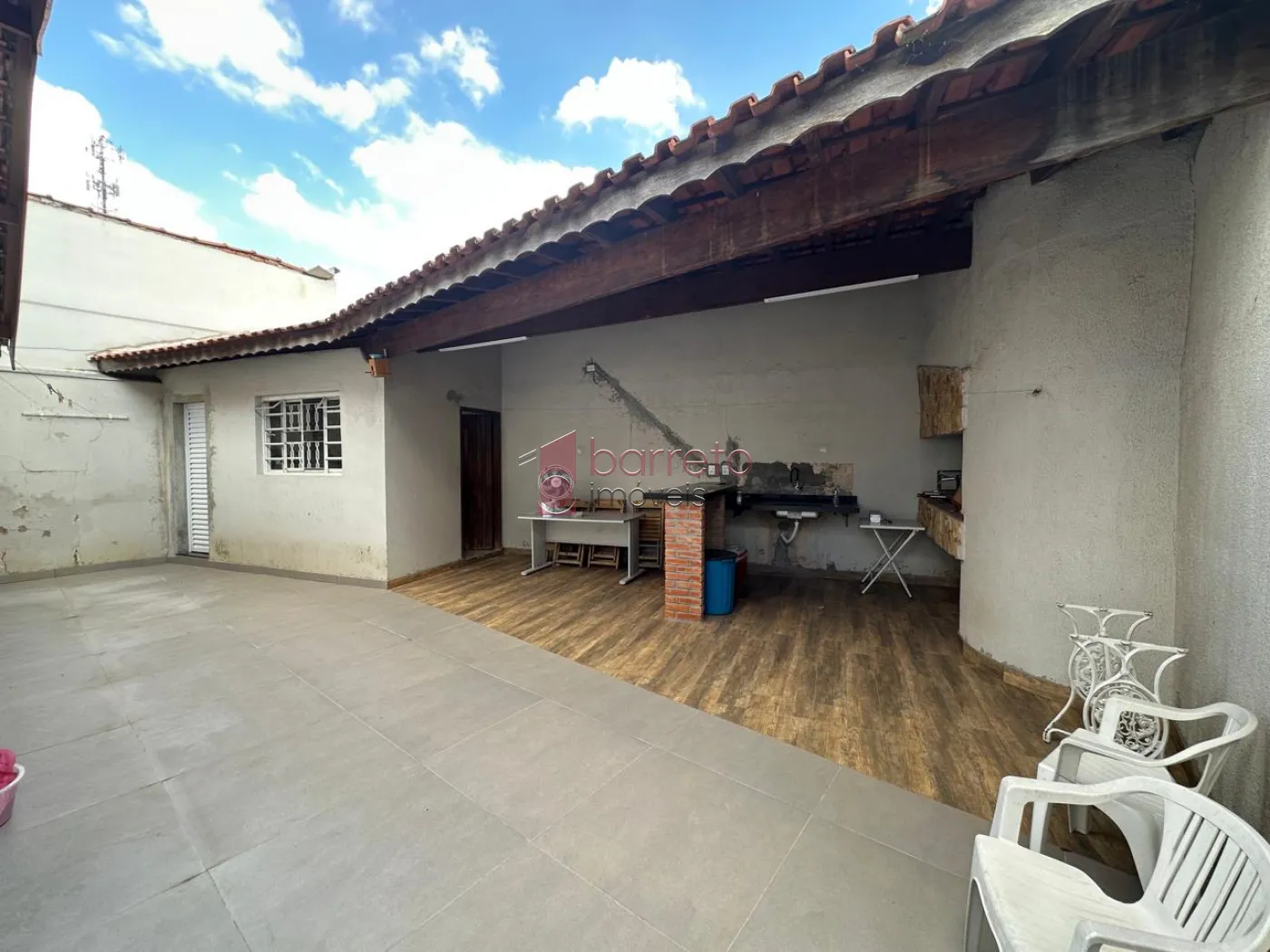 CASA À VENDA NO BAIRRO CAXAMBÚ EM JUNDIAÍ/SP