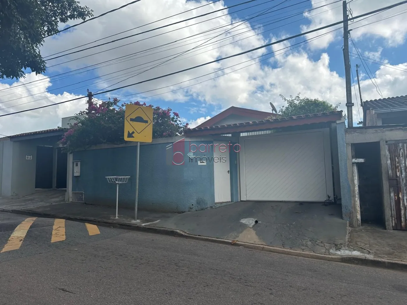 CASA À VENDA NO BAIRRO CAXAMBÚ EM JUNDIAÍ/SP