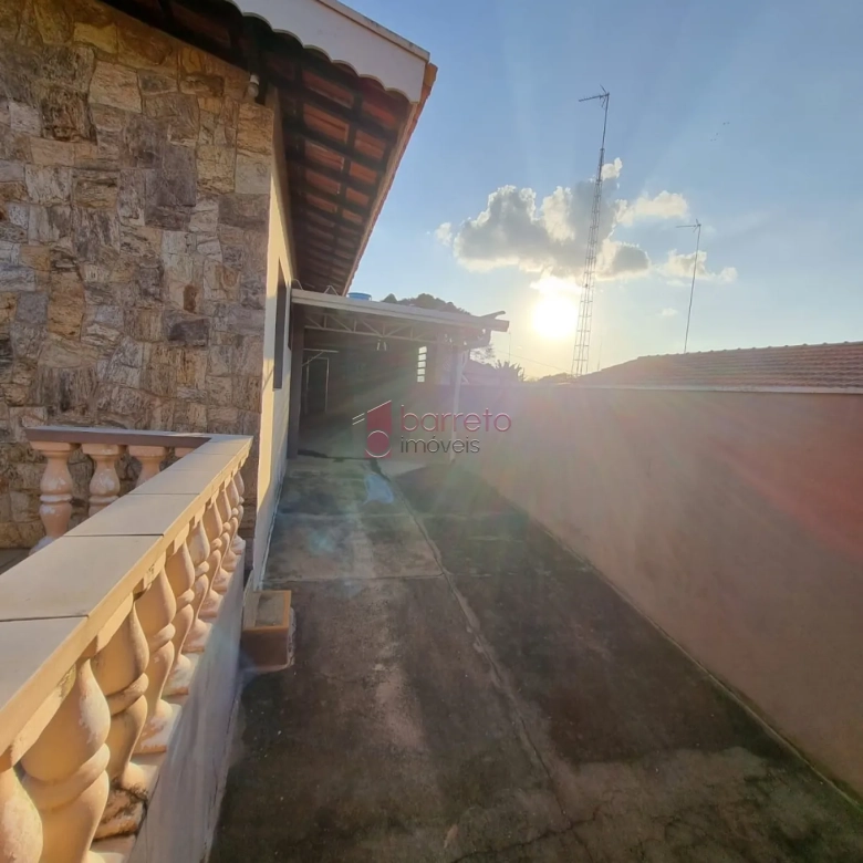 CASA COM EDÍCULA PARA VENDA NO BAIRRO CAXAMBU – JUNDIAÍ/SP