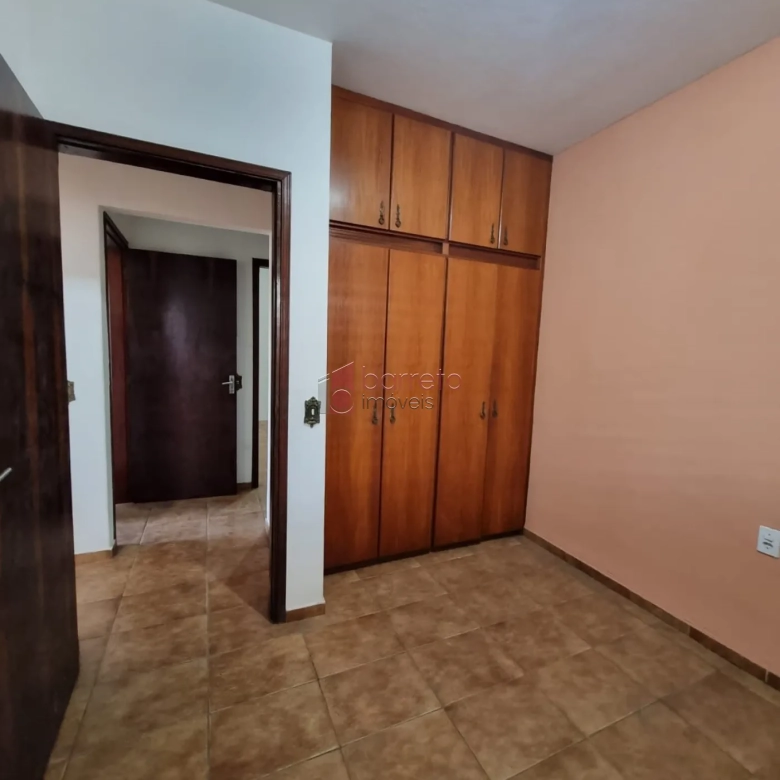 CASA COM EDÍCULA PARA VENDA NO BAIRRO CAXAMBU – JUNDIAÍ/SP