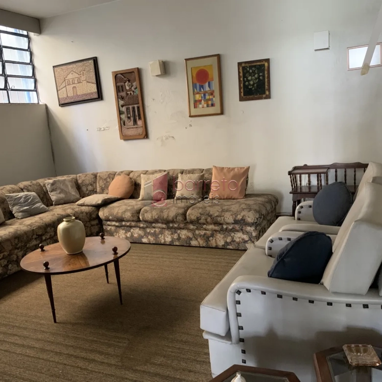 CASA COMERCIAL PARA VENDA OU LOCAÇÃO NO CENTRO – JUNDIAÍ/SP