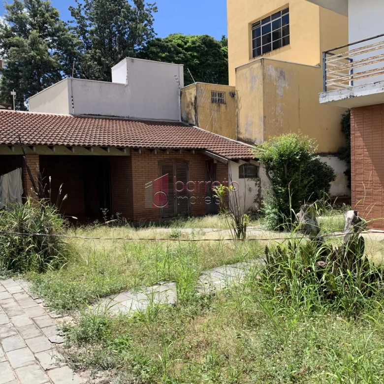CASA COMERCIAL PARA VENDA OU LOCAÇÃO NO CENTRO – JUNDIAÍ/SP