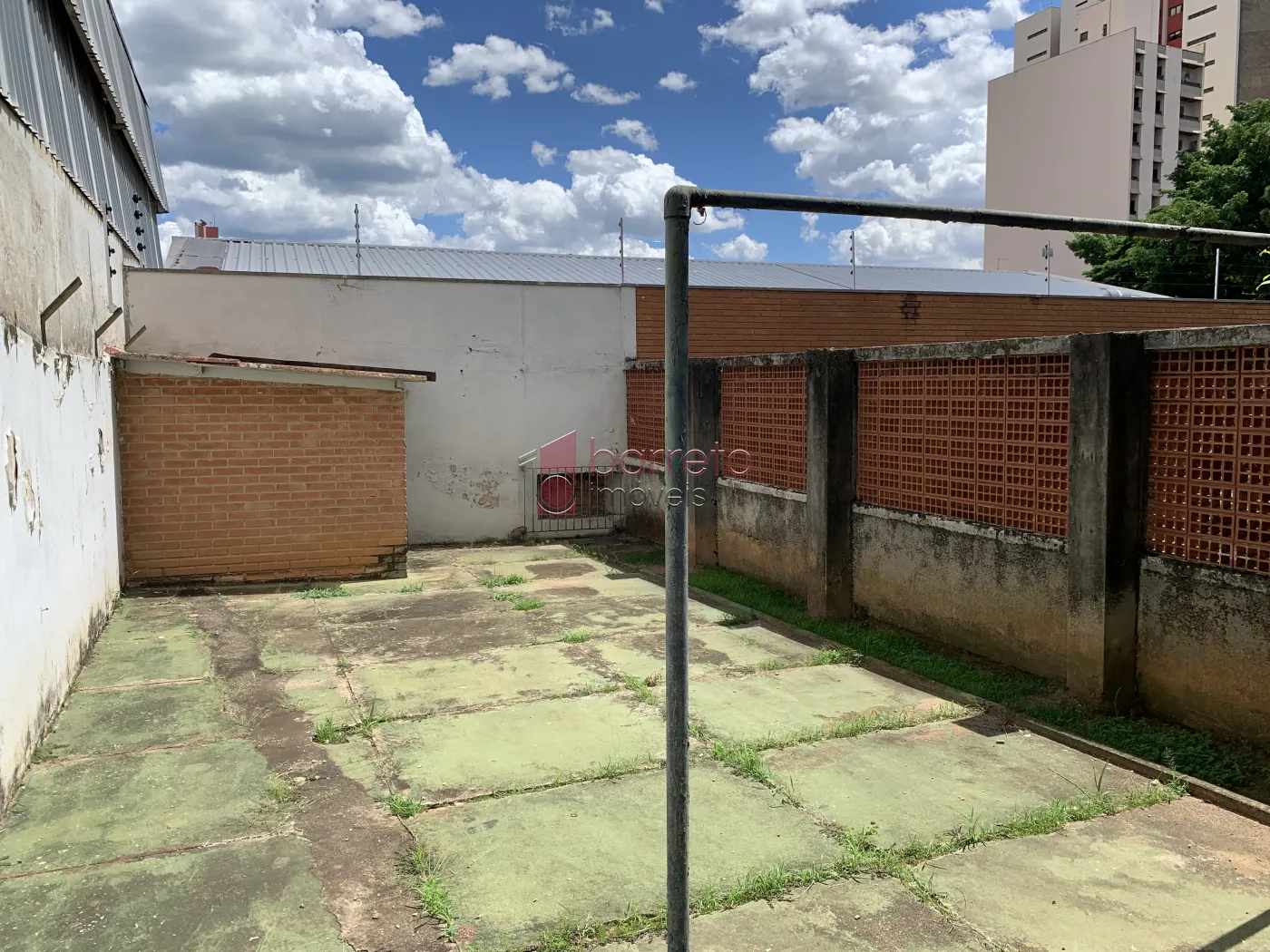 CASA COMERCIAL PARA VENDA OU LOCAÇÃO NO CENTRO – JUNDIAÍ/SP