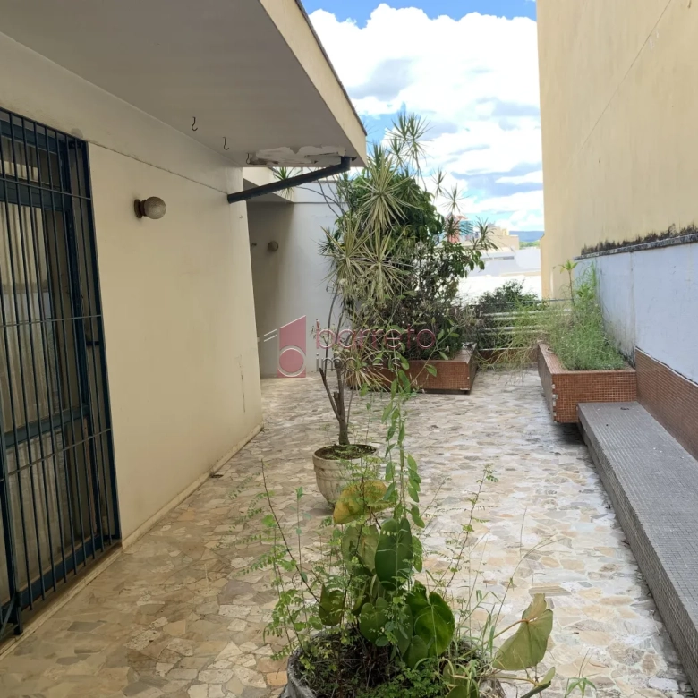 CASA COMERCIAL PARA VENDA OU LOCAÇÃO NO CENTRO – JUNDIAÍ/SP