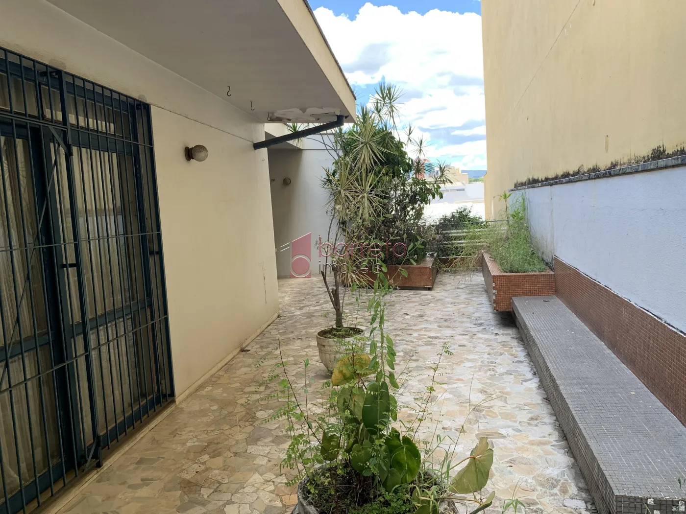 CASA COMERCIAL PARA VENDA OU LOCAÇÃO NO CENTRO – JUNDIAÍ/SP