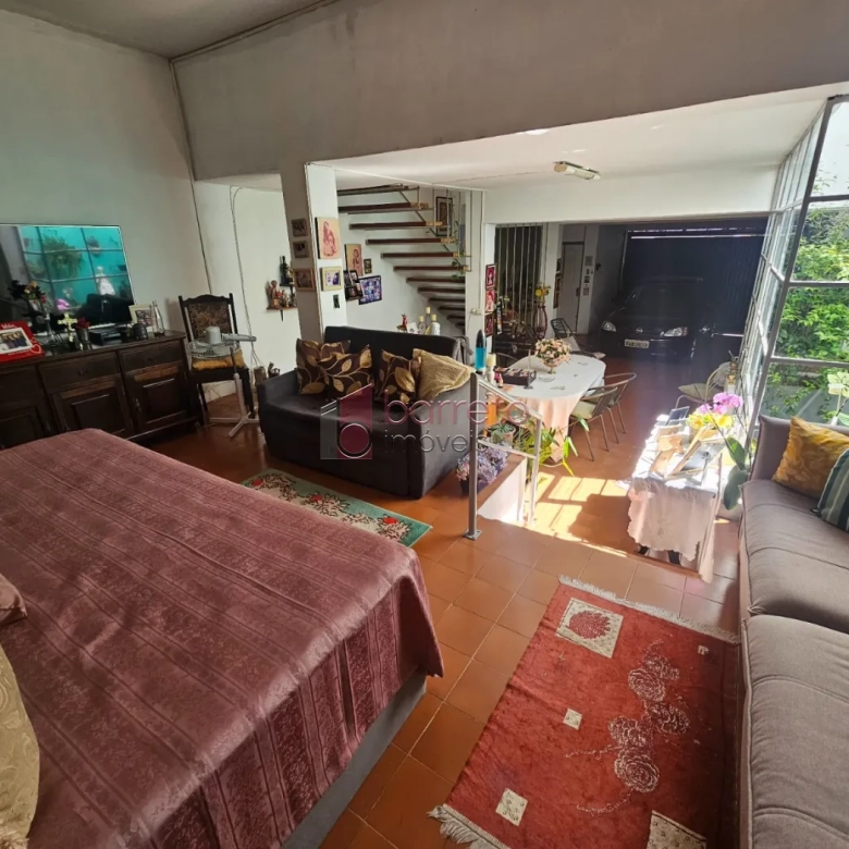 CASA À VENDA NO CENTRO DE JUNDIAÍ/SP