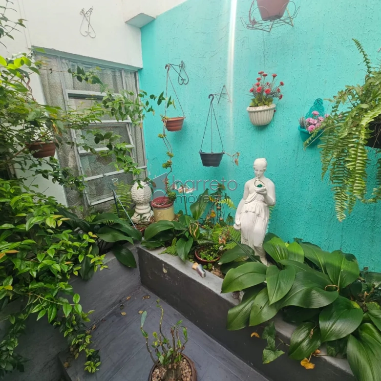 CASA À VENDA NO CENTRO DE JUNDIAÍ/SP