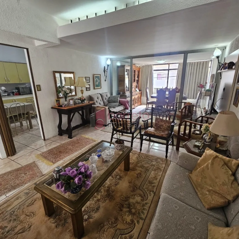 CASA À VENDA NO CENTRO DE JUNDIAÍ/SP