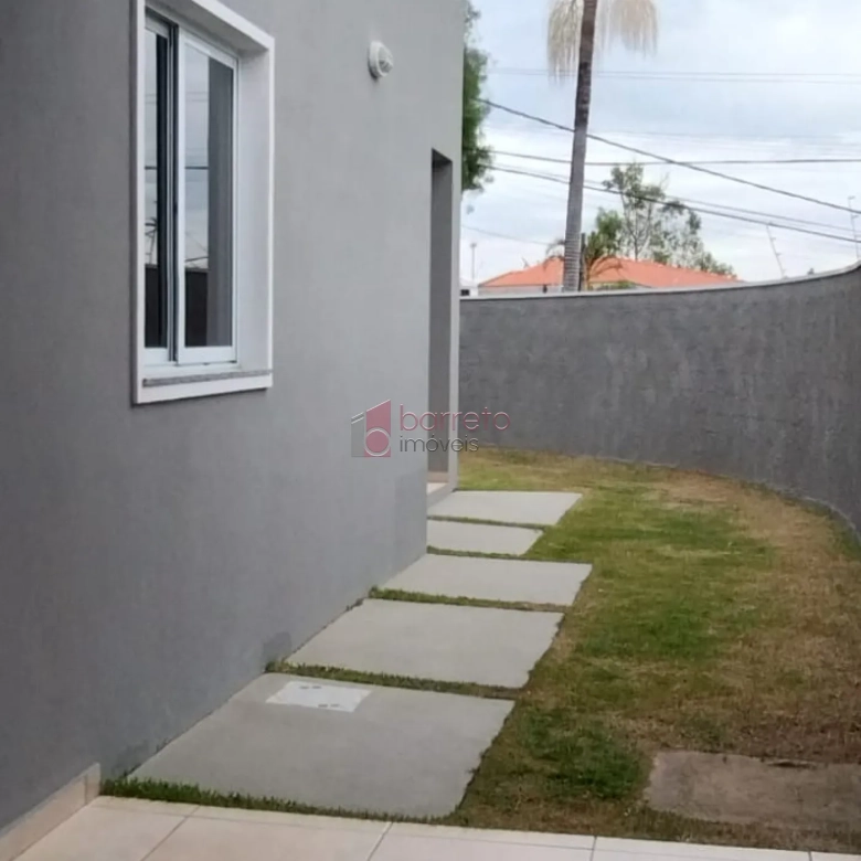 CASA À VENDA NO BAIRRO CIDADE NOVA EM JUNDIAÍ/SP