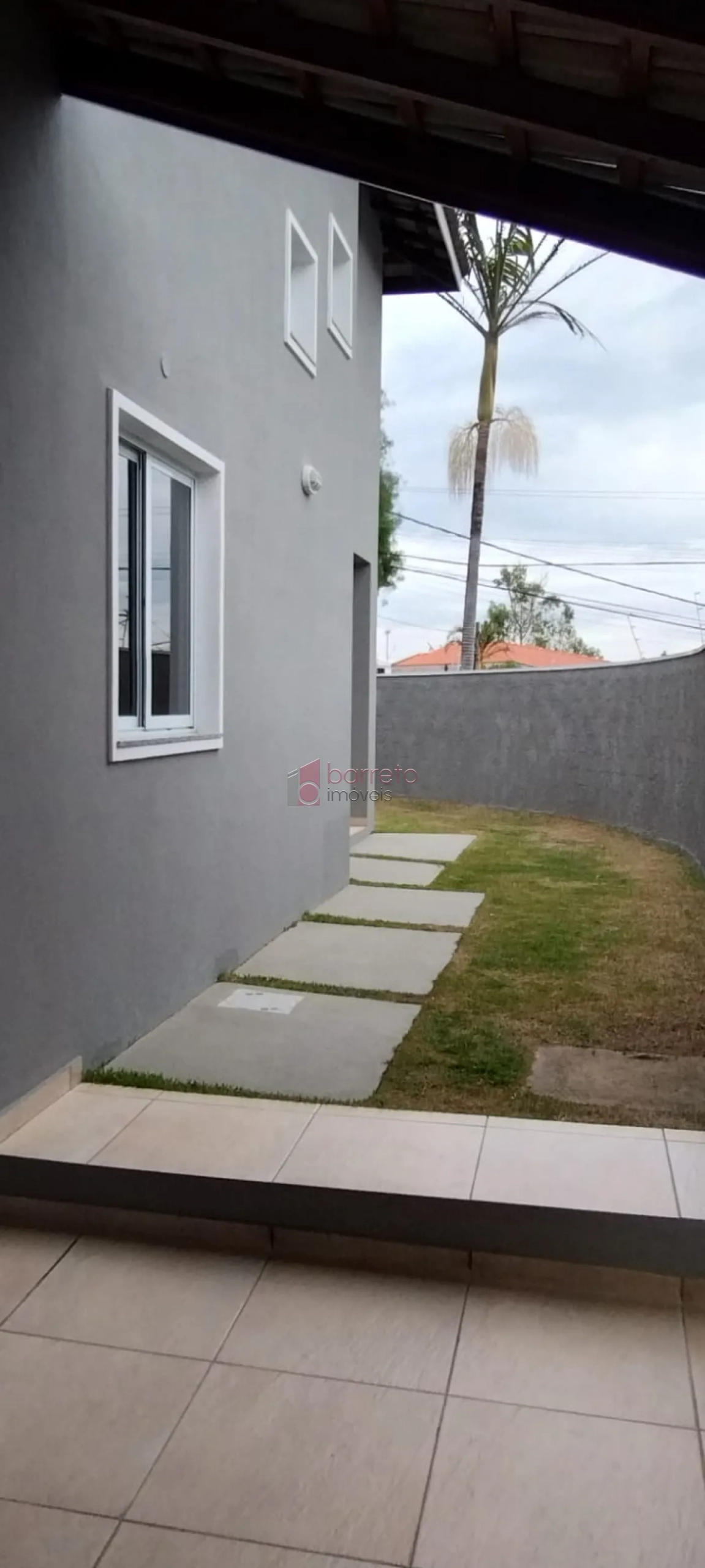 CASA À VENDA NO BAIRRO CIDADE NOVA EM JUNDIAÍ/SP