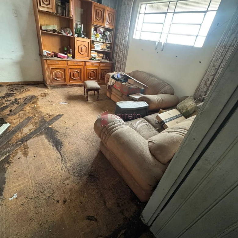 CASA COMERCIAL E RESIDENCIAL À VENDA NO BAIRRO COLÔNIA EM JUNDIAI/SP