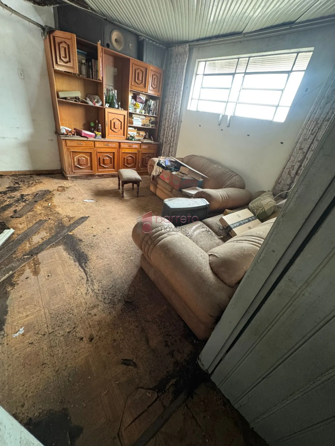 CASA COMERCIAL E RESIDENCIAL À VENDA NO BAIRRO COLÔNIA EM JUNDIAI/SP