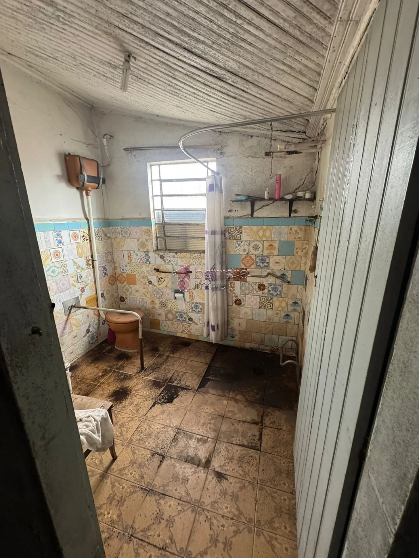 CASA COMERCIAL E RESIDENCIAL À VENDA NO BAIRRO COLÔNIA EM JUNDIAI/SP