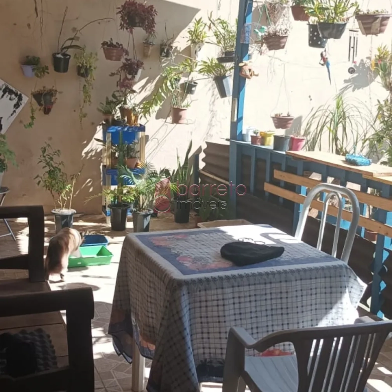 CASA COM SALÃO COMERCIAL PARA VENDA NO COLONIA – JUNDIAÍ/SP