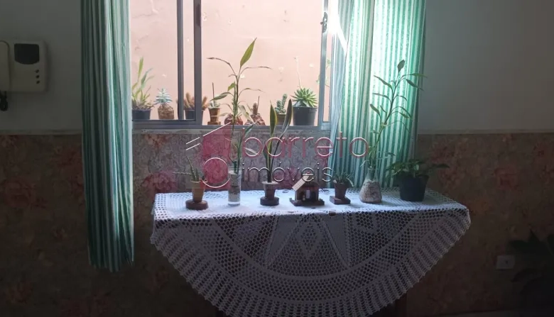CASA COM SALÃO COMERCIAL PARA VENDA NO COLONIA – JUNDIAÍ/SP