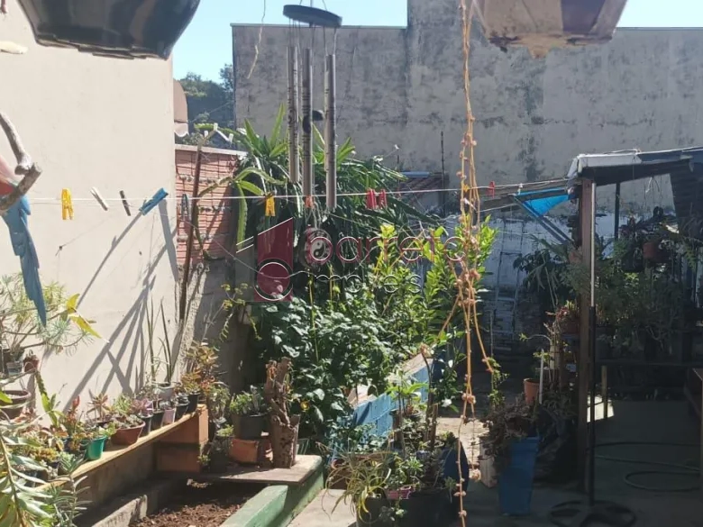 CASA COM SALÃO COMERCIAL PARA VENDA NO COLONIA – JUNDIAÍ/SP