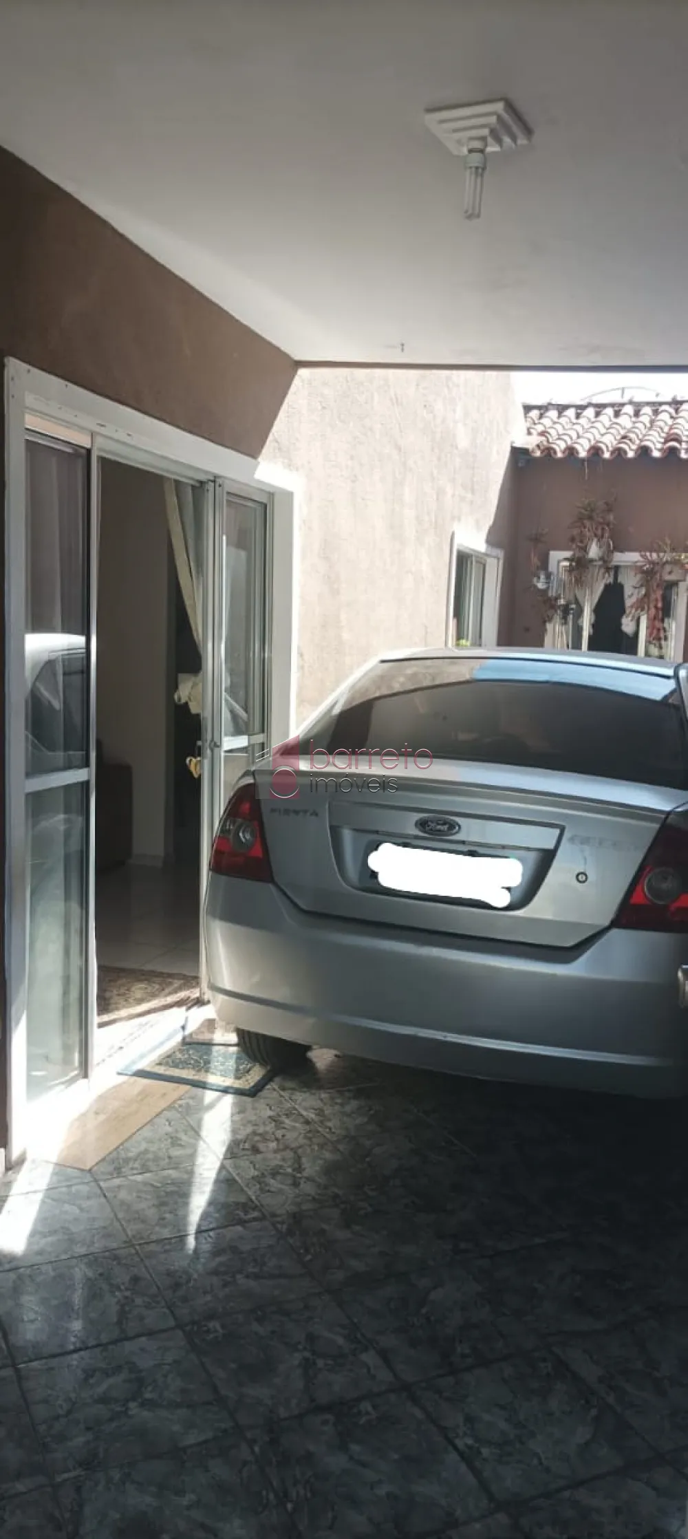 CASA COM SALÃO COMERCIAL PARA VENDA NO COLONIA – JUNDIAÍ/SP
