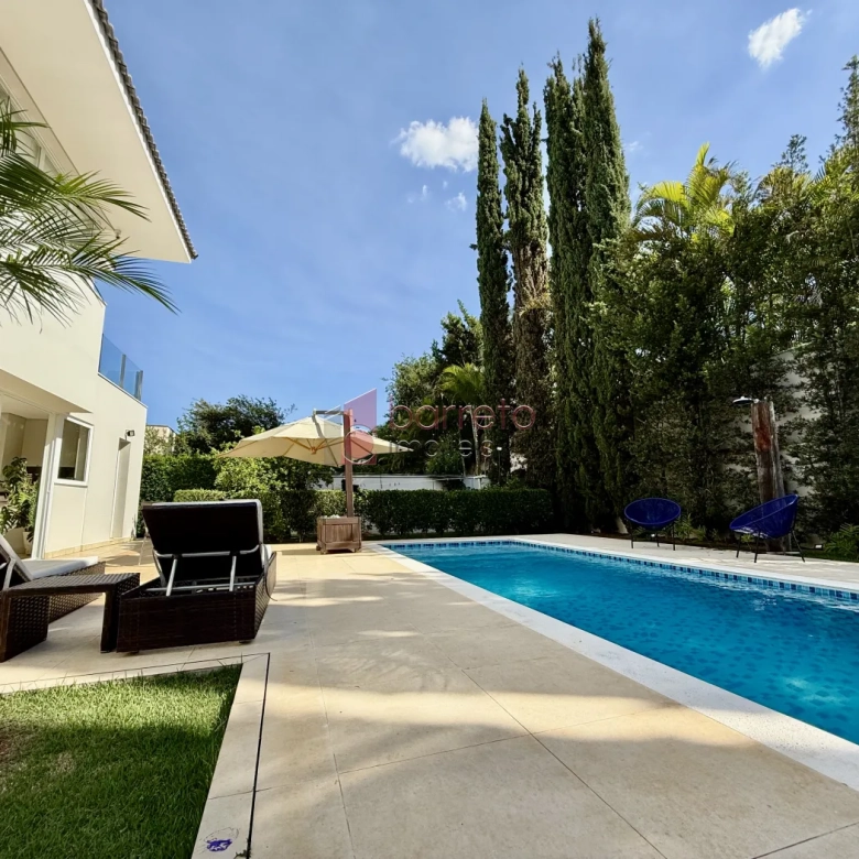 CASA À VENDA NO CONDOMÍNIO RESERVA DA SERRA – MEDEIROS – JUNDIAÍ/SP
