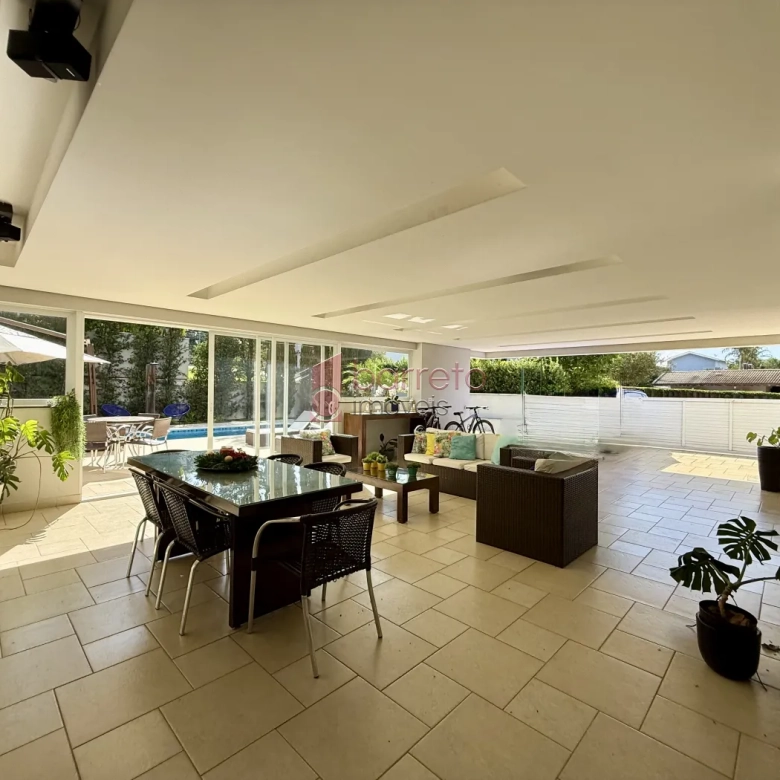 CASA À VENDA NO CONDOMÍNIO RESERVA DA SERRA – MEDEIROS – JUNDIAÍ/SP