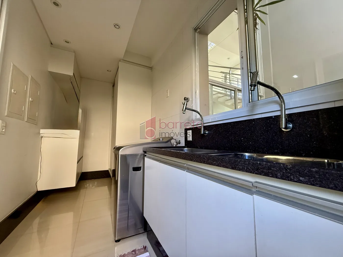CASA À VENDA NO CONDOMÍNIO RESERVA DA SERRA – MEDEIROS – JUNDIAÍ/SP