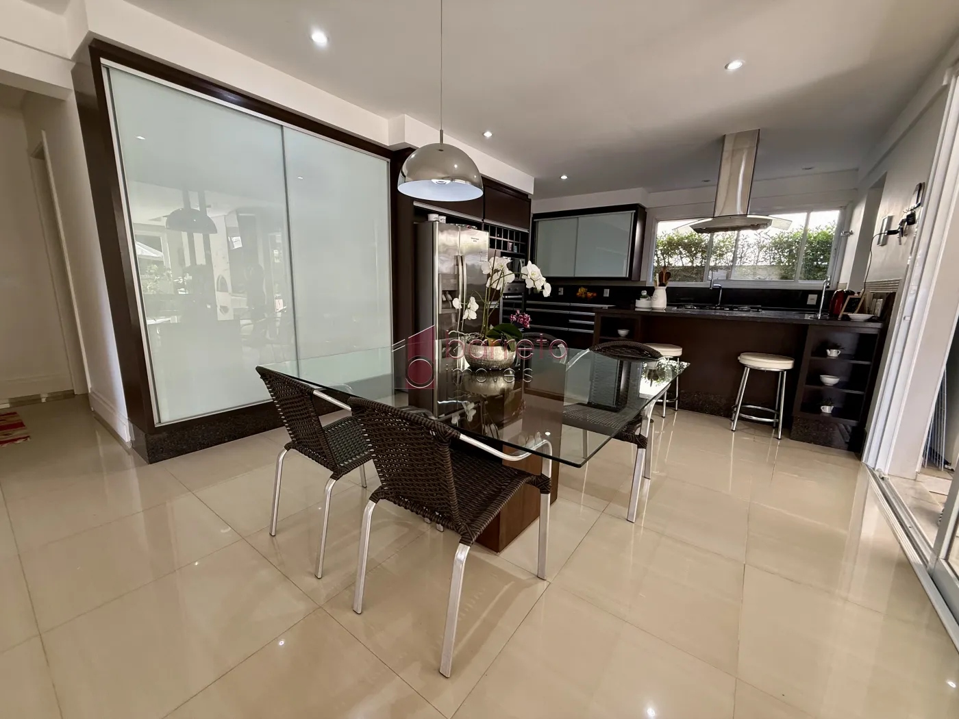 CASA À VENDA NO CONDOMÍNIO RESERVA DA SERRA – MEDEIROS – JUNDIAÍ/SP