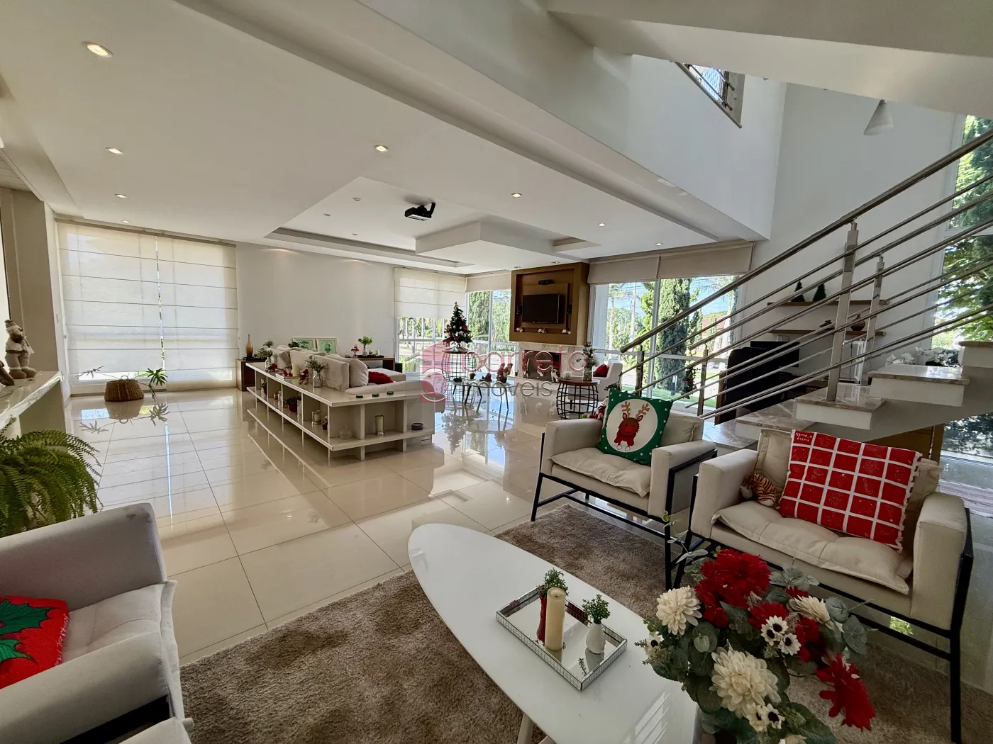 CASA À VENDA NO CONDOMÍNIO RESERVA DA SERRA – MEDEIROS – JUNDIAÍ/SP